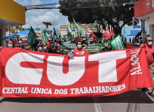 Caravana Popular de Alagoas ocupa as ruas de Arapiraca